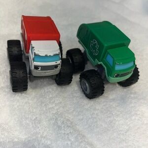 Blaze and the Monster Machines Fisher Price Nickelodeon Debris Car Play Vehicles